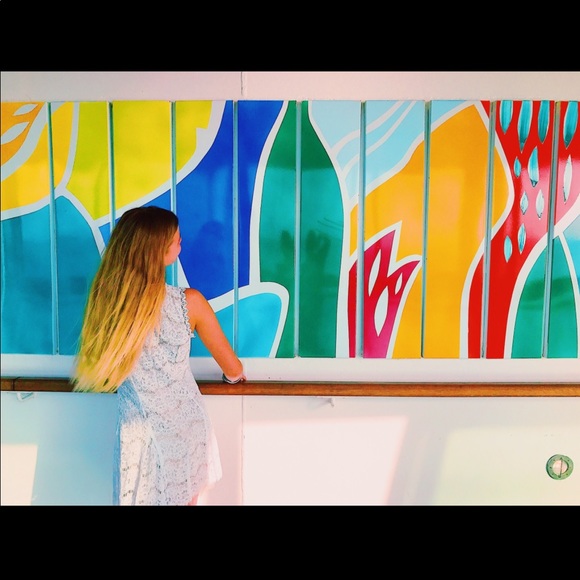 Formal lace dress - Picture 4 of 8